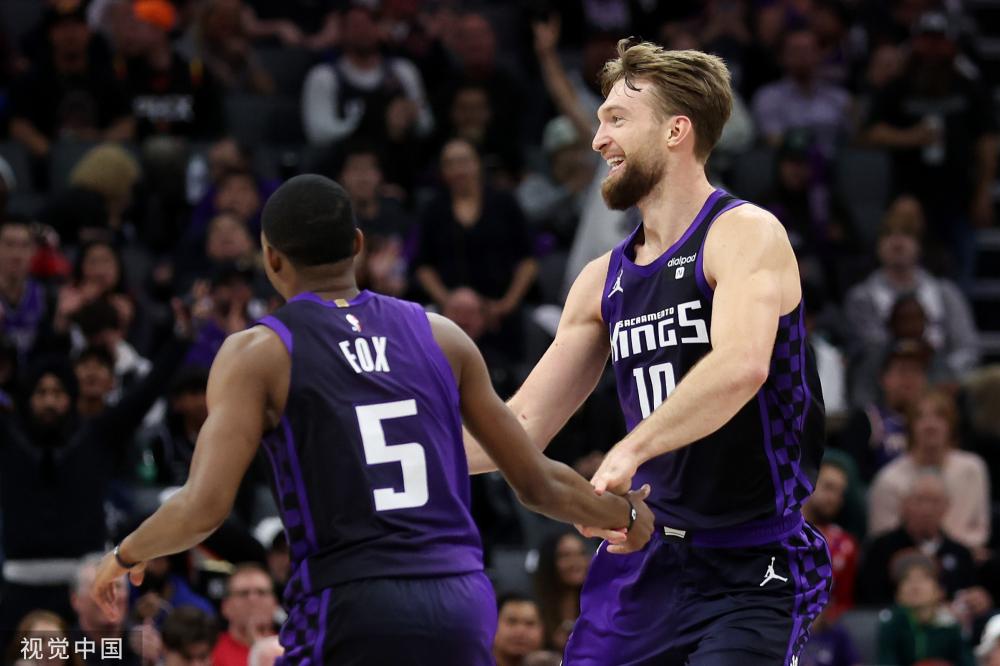 英超赛场上 英超赛场上